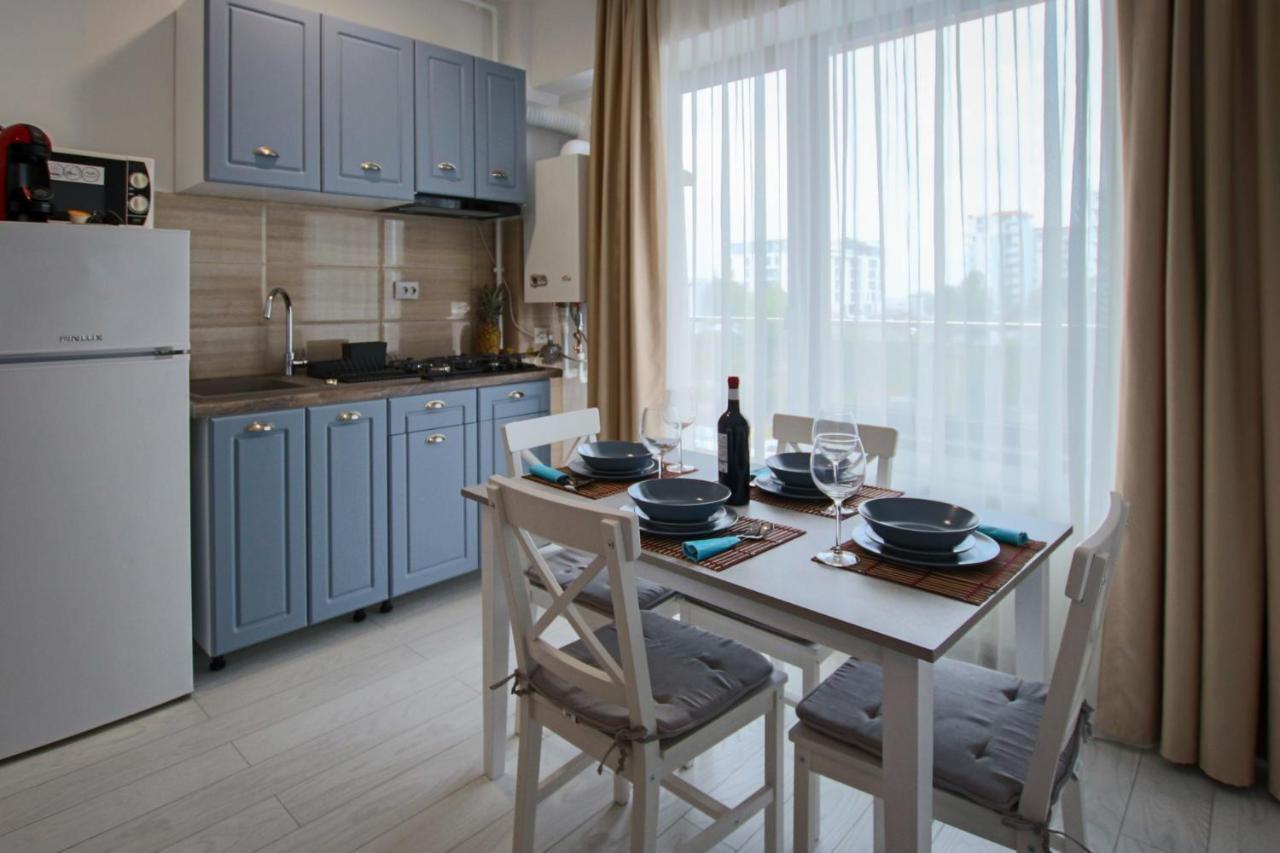 Fratelli Apartments Summerland Mamaia Exterior photo